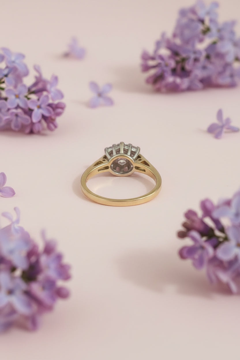 18ct Yellow Gold Diamond Daisy Ring