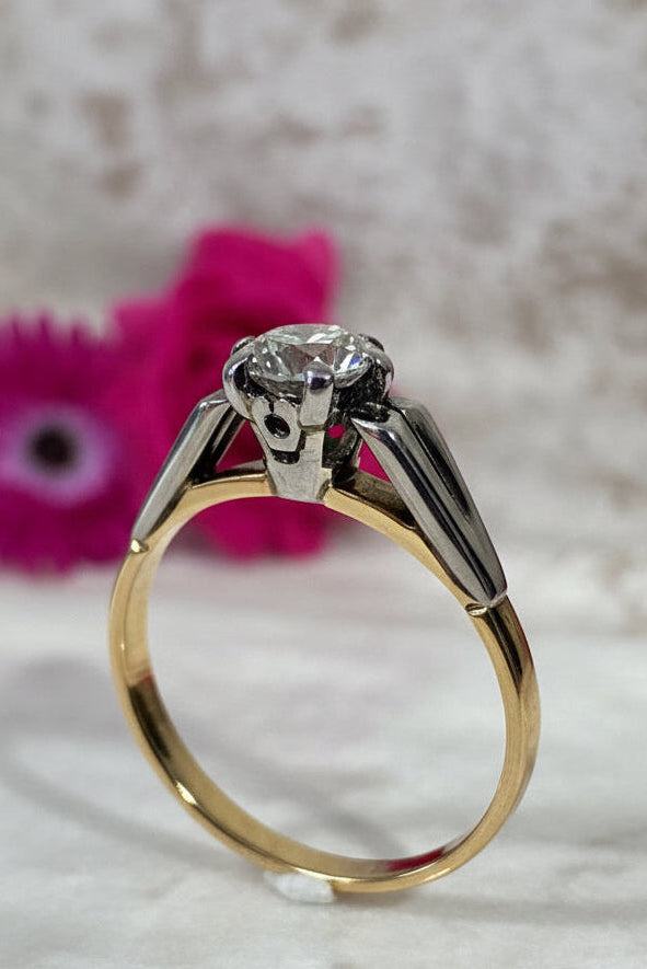Vintage 18ct Gold Diamond Solitaire Ring | Approx. 0.60ct Round Transitional Cut Diamond